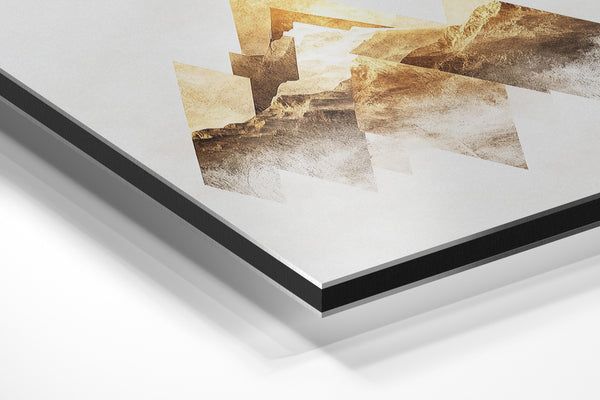 Geometric Golden Peaks