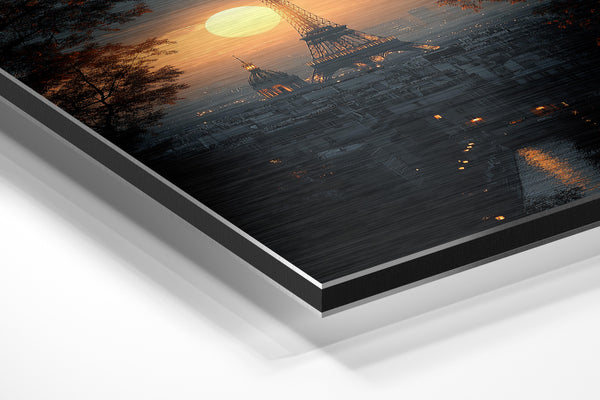 Eiffel Sunset Glow
