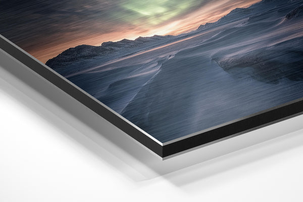 Aurora Snowy Expanse